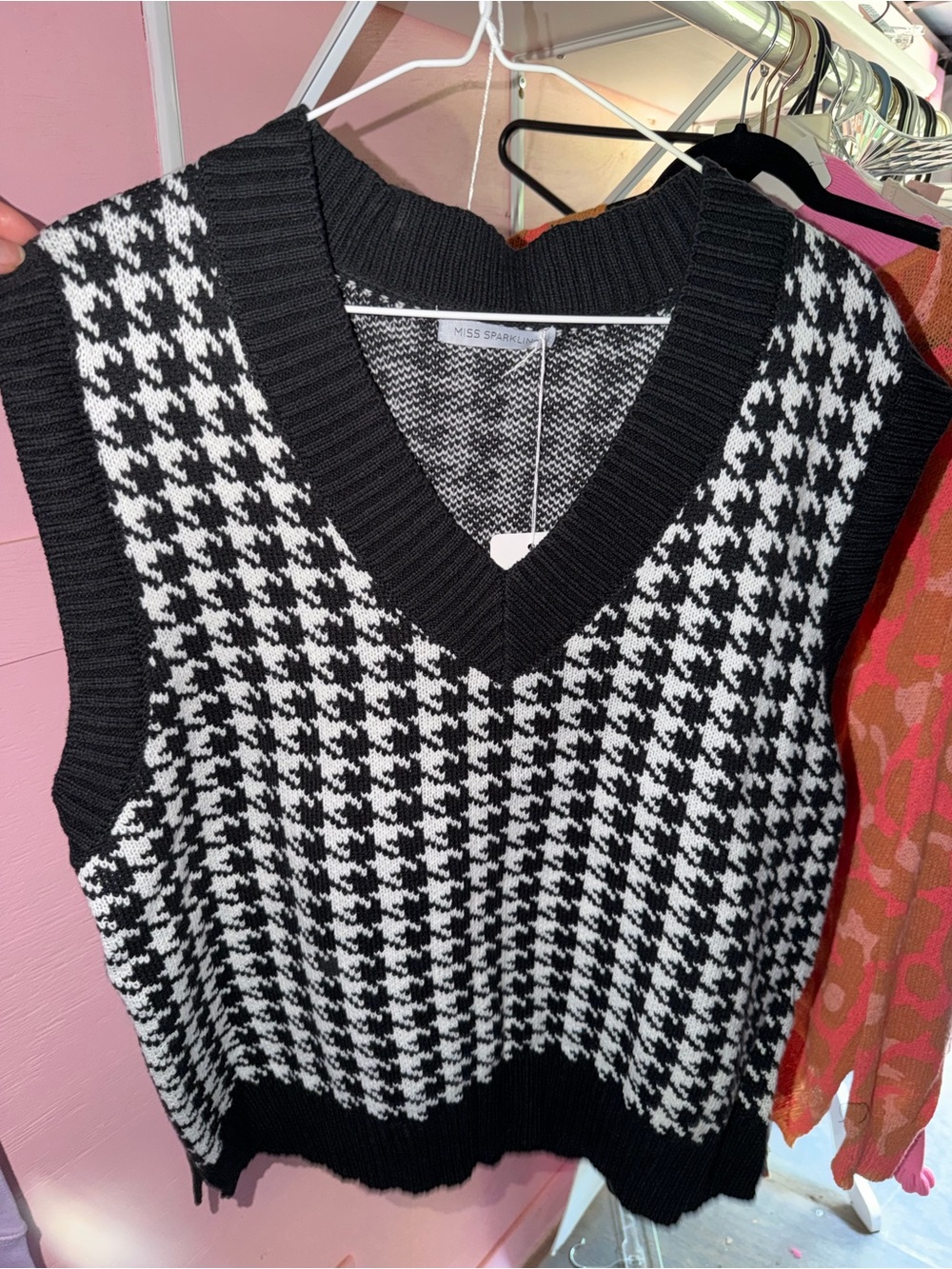 Miss Sparkling Black & White Houndstooth V-Neck Sweater Vest❤️ NWT medium